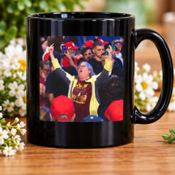 Aunt Sue Middle Finger at Trump Rally Mug
