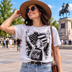 Aunt Sue Middler Finger At Trump Rally 2026 Tee Shirt