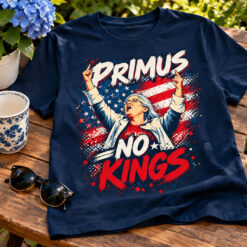 Aunt Sue No Kings Political Graphic T-Shirt