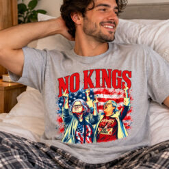 No Kings Aunt Sue Hero T-Shirt
